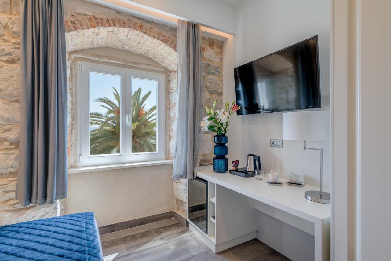 Palms Promenade Luxury Rooms Split Exteriör bild
