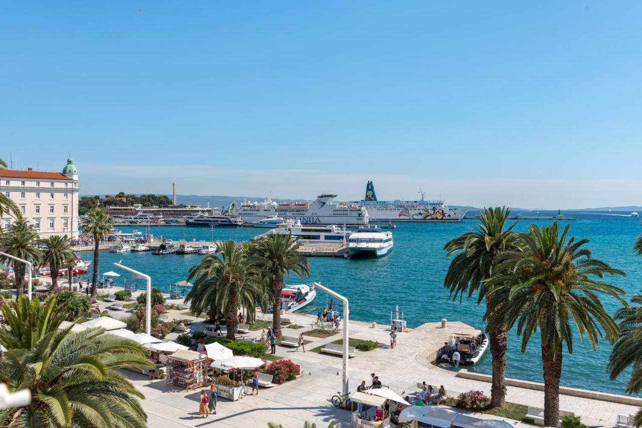 Palms Promenade Luxury Rooms Split Exteriör bild